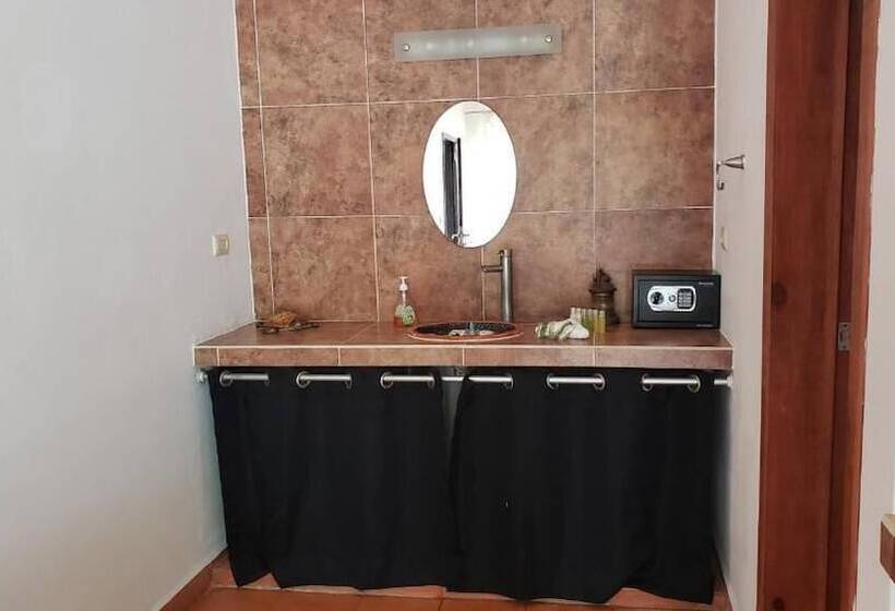 فندق Boutique Skulls Landing