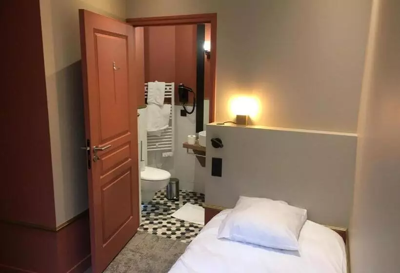 ホテル Brasserie Armoricaine