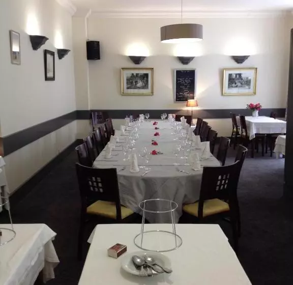 ホテル Brasserie Armoricaine