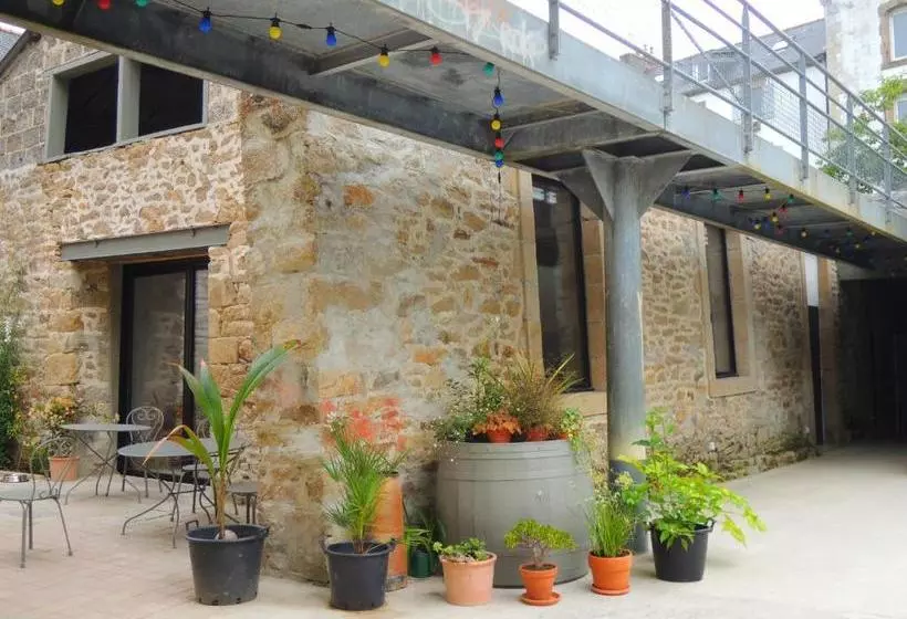 Majatalo La Quincaillerie