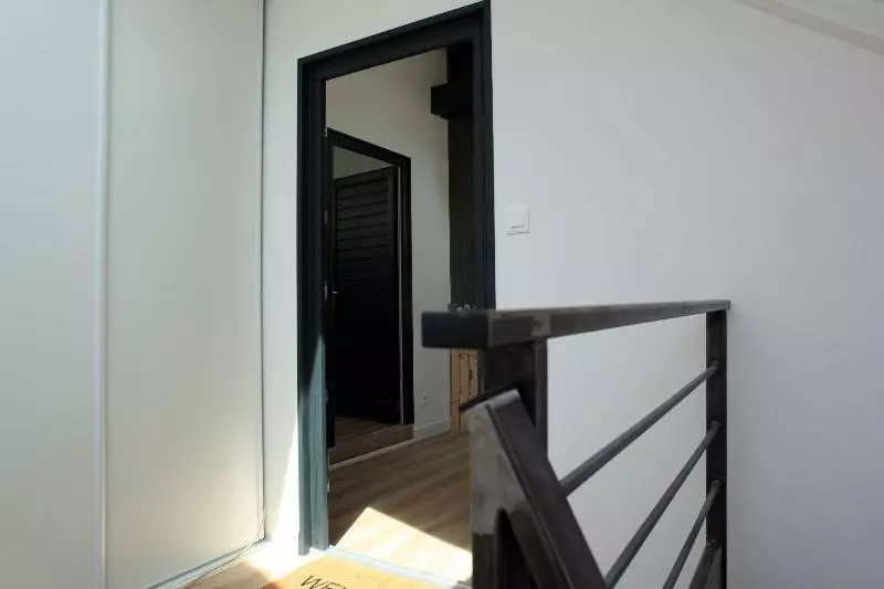 Majatalo Le 1880, Avec Place De Parking Privee Securisee