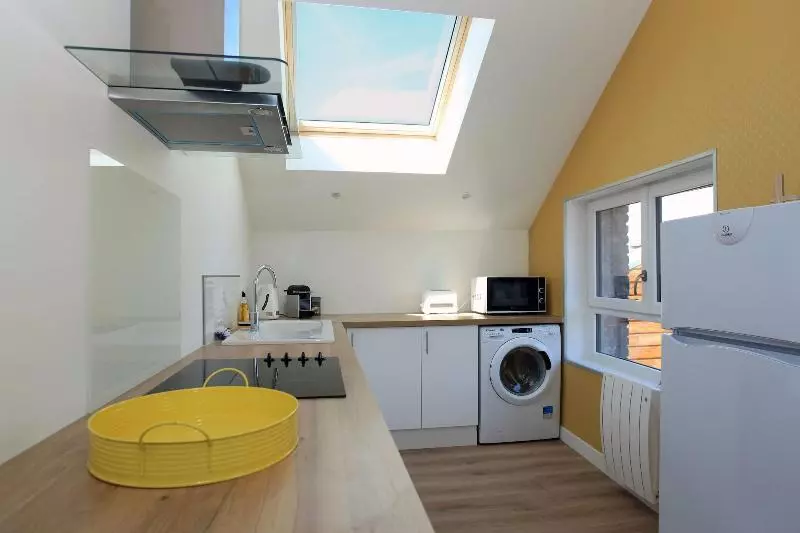 Majatalo Le 1880, Avec Place De Parking Privee Securisee