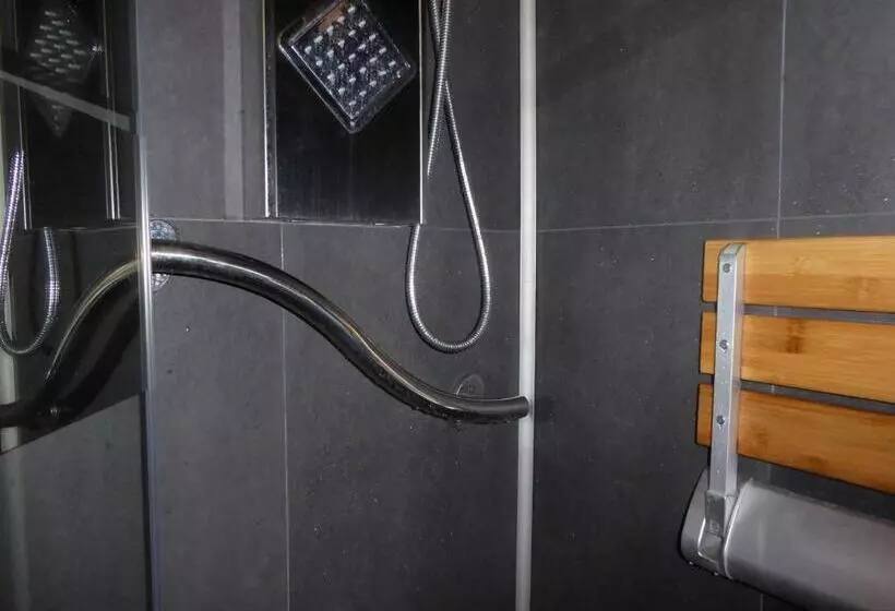 Aamiaismajoitus (B&B) Les Pucines T2 Bas De Villa