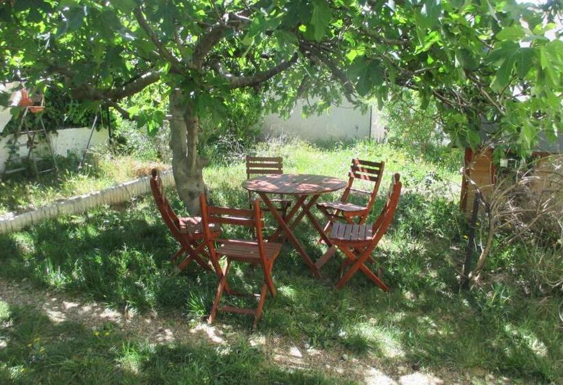 مبيت وإفطار Les Pucines T2 Bas De Villa