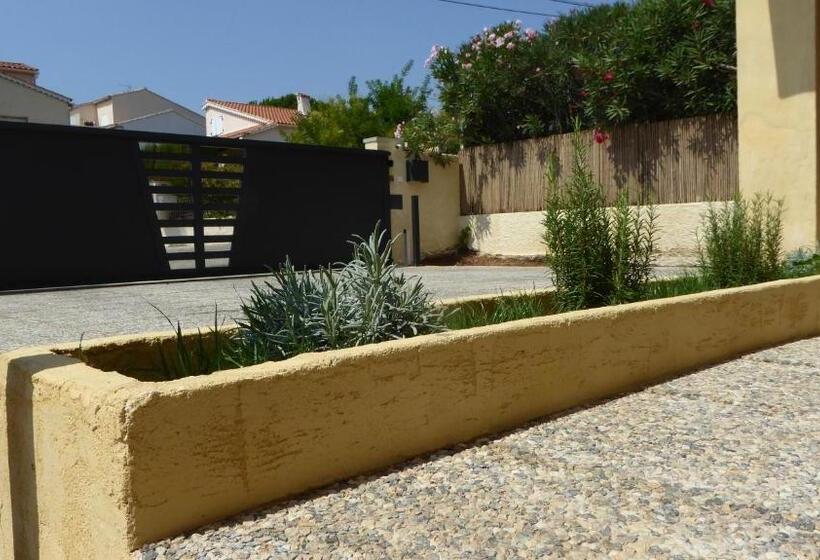 مبيت وإفطار Les Pucines T2 Bas De Villa