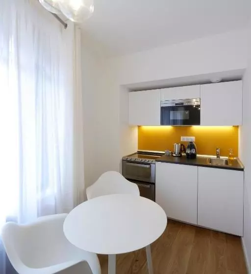 Les Maisons Du Pont   Charme & Caractère