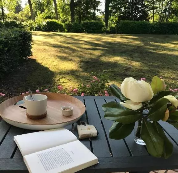 Majatalo Parenthese Cestas