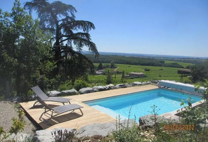 Hotelli Gîte Le Chêne Du Py