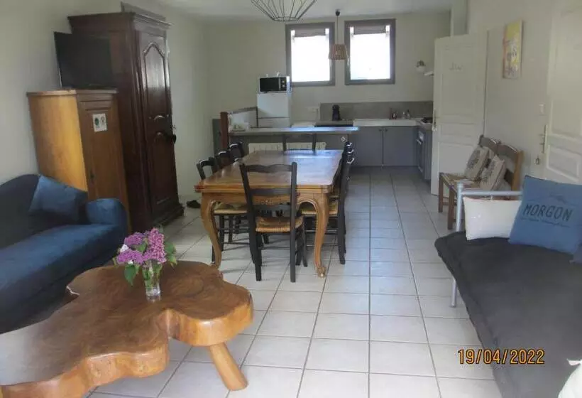 Hotelli Gîte Le Chêne Du Py