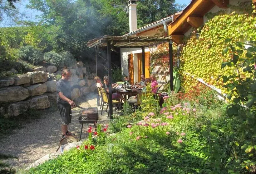 Hotelli Gîte Le Chêne Du Py