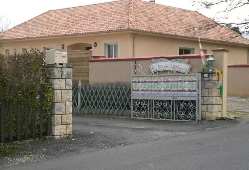 Majatalo Chambres D'hôtes Le Clos Des Senteurs
