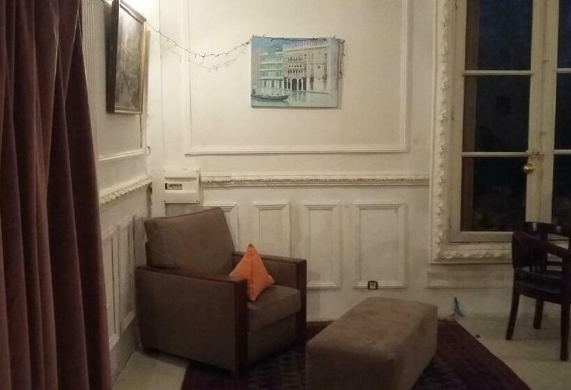 بنسيون Chateau La Bouriette