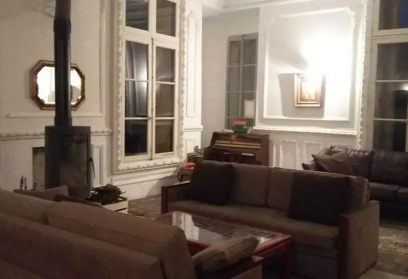 Majatalo Chateau La Bouriette