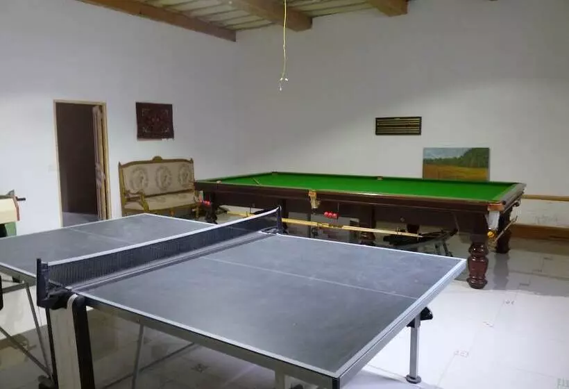 Majatalo Chateau La Bouriette