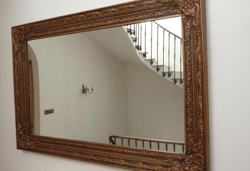 بنسيون Chateau La Bouriette