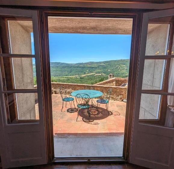 פנסיון Chateau Olmet