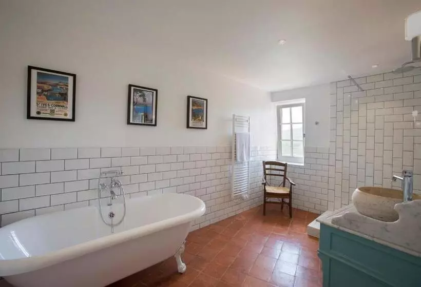 ペンション Chateau Olmet