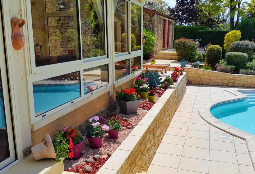 פנסיון Domaine De La Dame Blanche