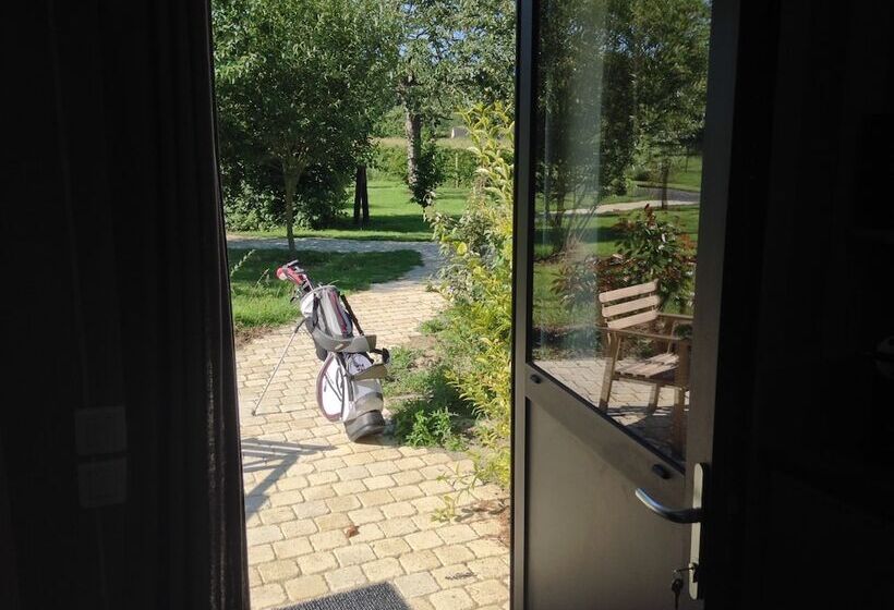 Pensionat Domaine Du Lieu Des Brocs Country Club