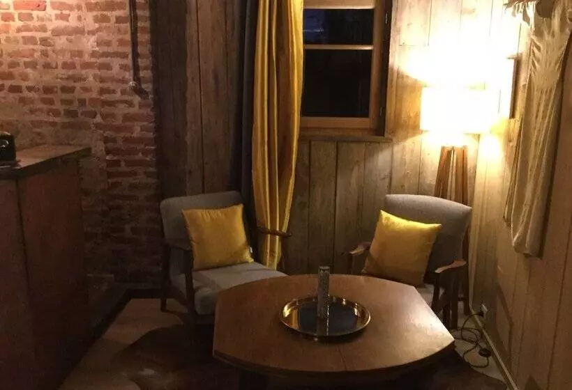 ペンション Domaine Du Lieu Des Brocs   Country Club