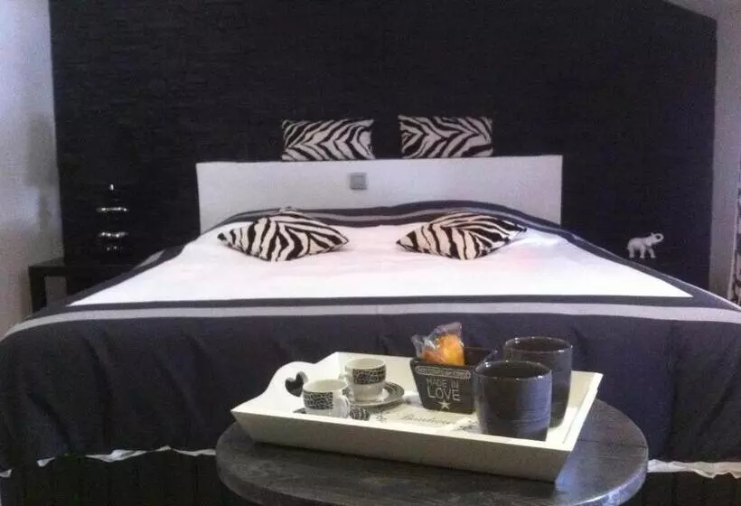 Majatalo Guesthouse Le Pujol