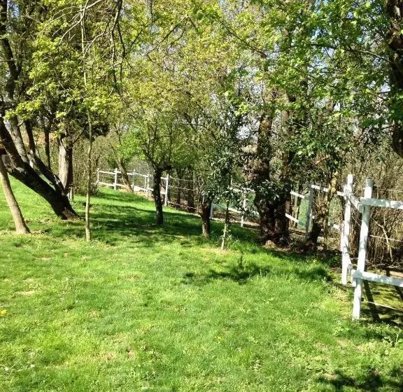 Majatalo Guesthouse Le Pujol