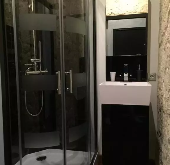 Majatalo Guesthouse Le Pujol