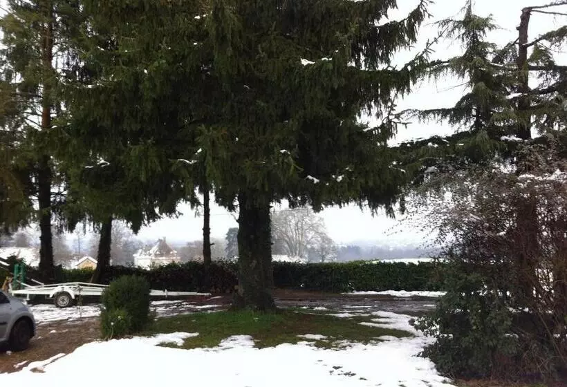 ペンション La Rolandière