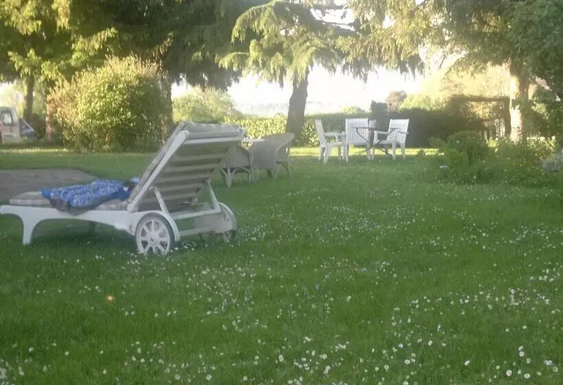 ペンション La Rolandière