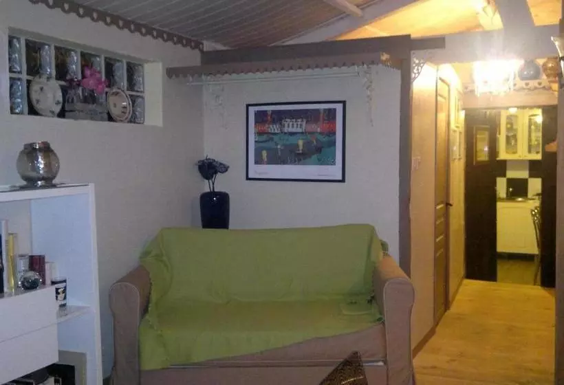 ペンション La Rolandière