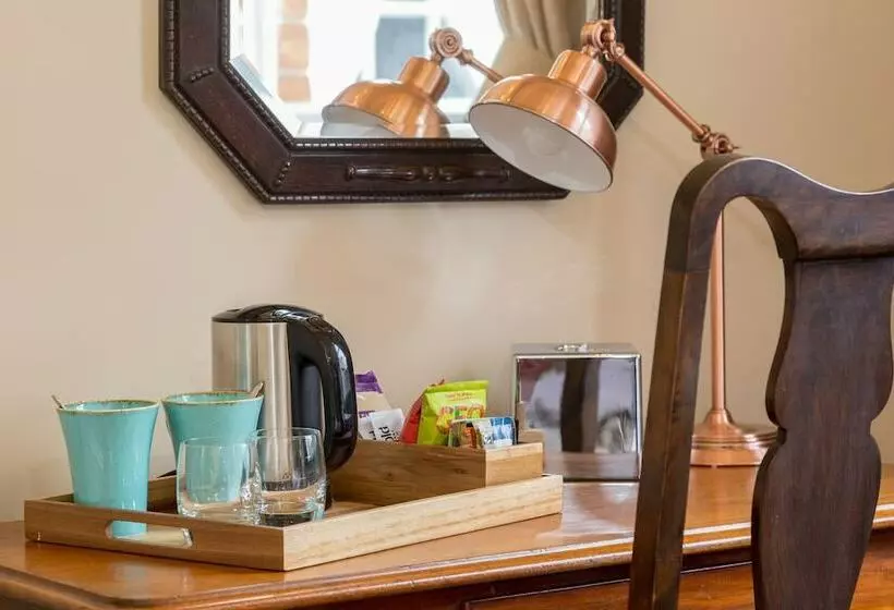 Aamiaismajoitus (B&B) The Bull