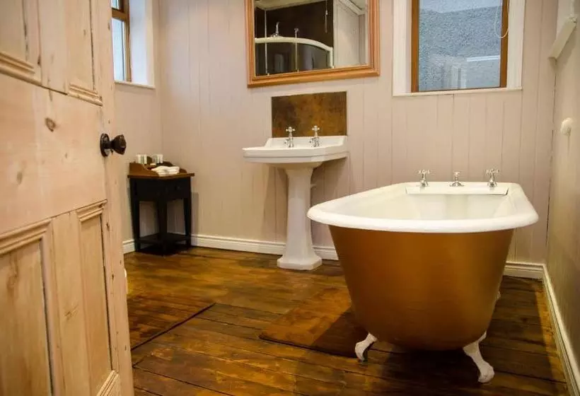 Aamiaismajoitus (B&B) The Carrick