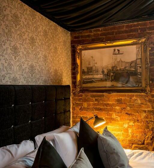 فندق The Foresters Arms