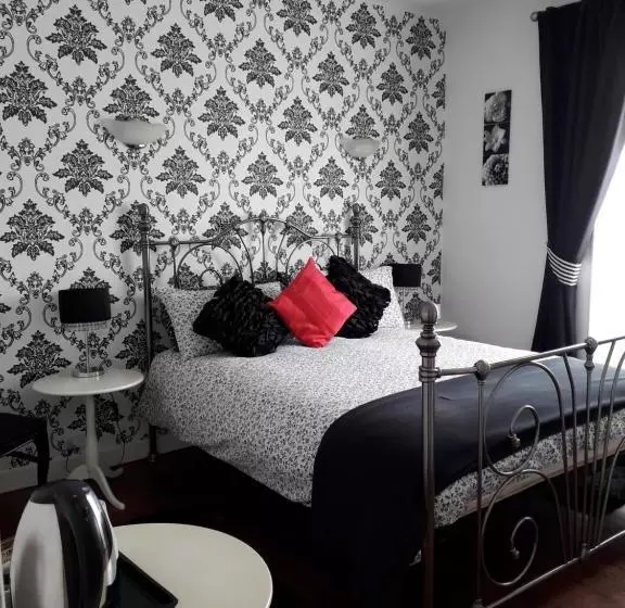 ペンション Le 7 Pompadour