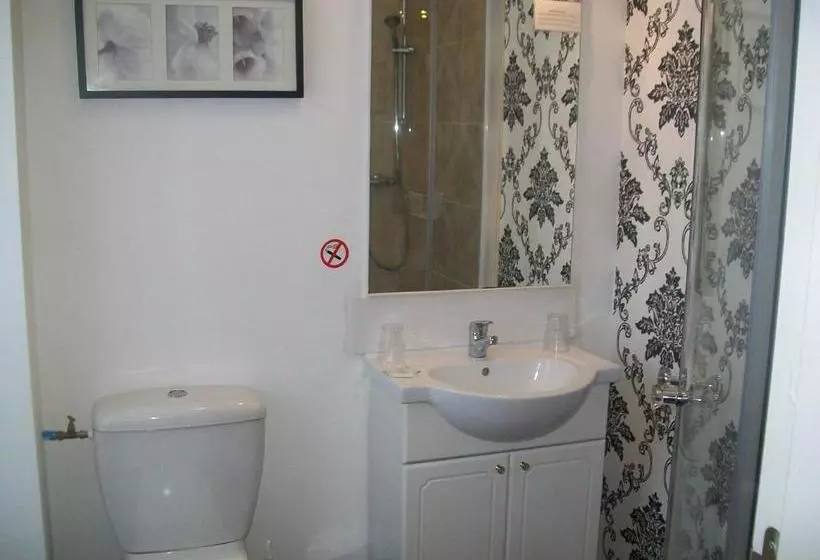 ペンション Le 7 Pompadour