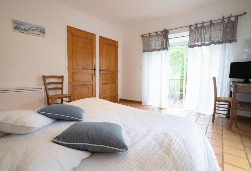 ペンション Le Pailler Chambres D Hôtes Restaurant Gîte Piscine & Spa