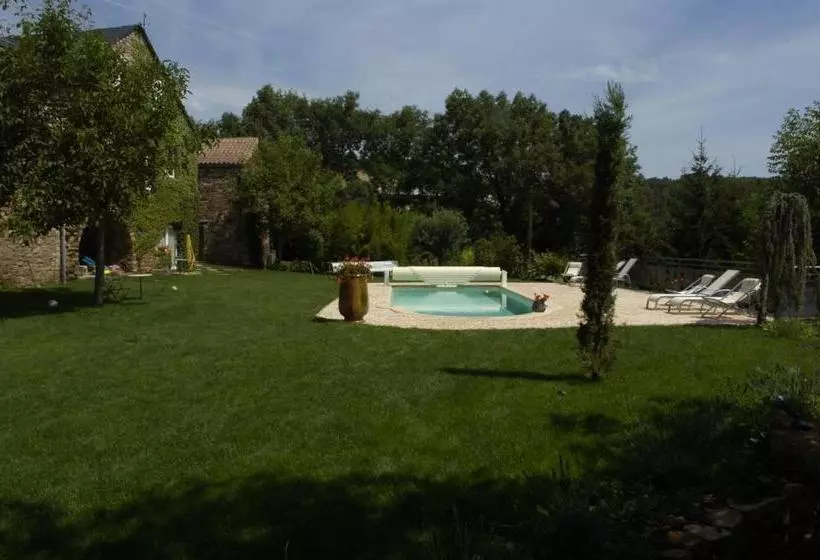 ペンション Le Pailler Chambres D Hôtes Restaurant Gîte Piscine & Spa