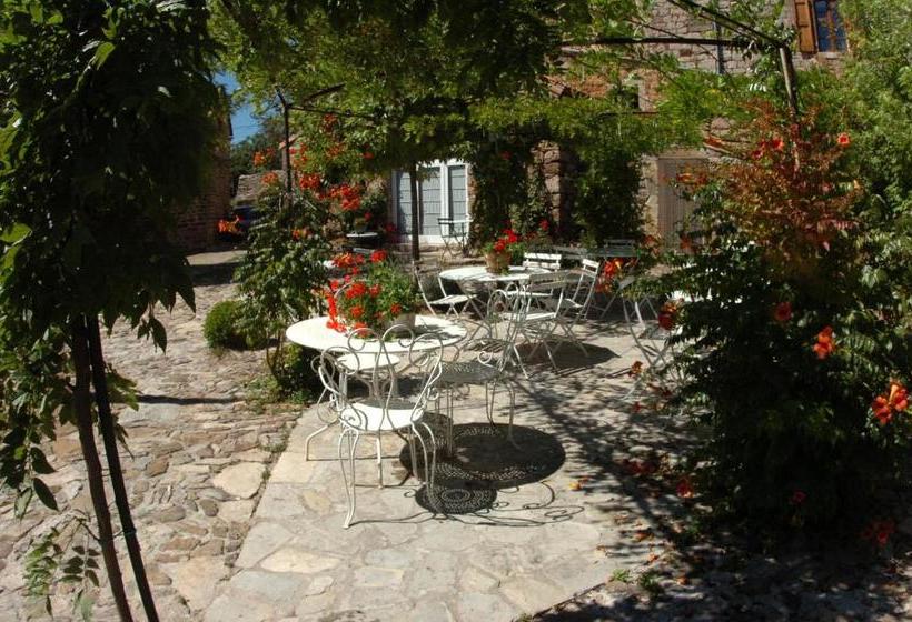 ペンション Le Pailler Chambres D Hôtes Restaurant Gîte Piscine & Spa