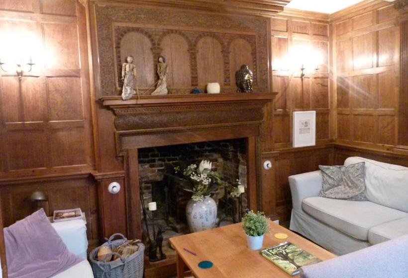 ペンション Baye House