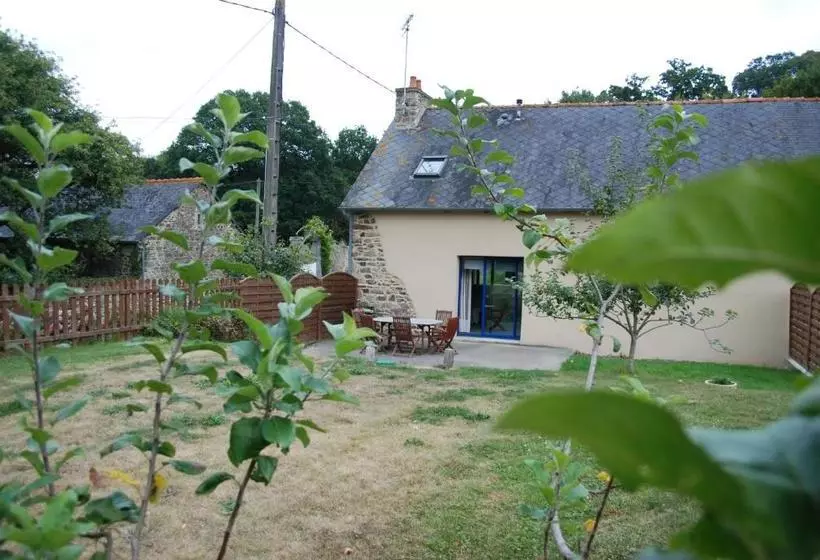 Majatalo La Ferme Du Chauchix