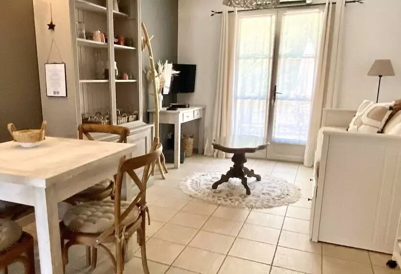 ペンション Le Jardin De Lau