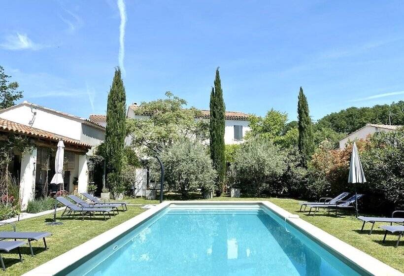 پانسیون Le Jardin De Lau