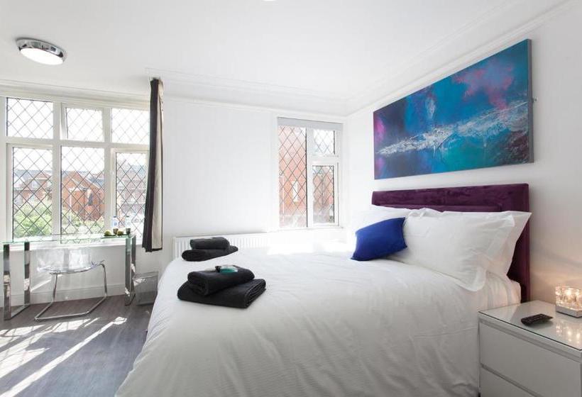 פנסיון The Orlando