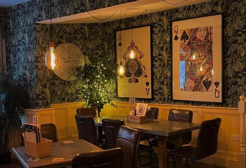 فندق صغير The Kings Head