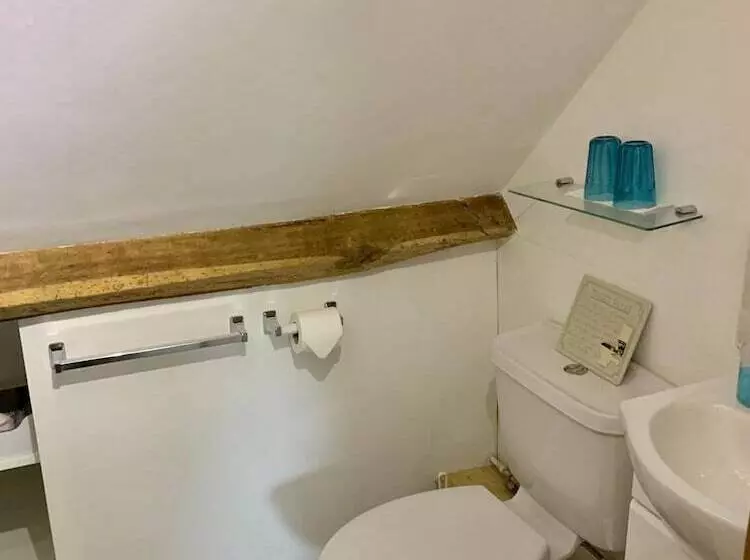 Majatalo Deridown Guest House