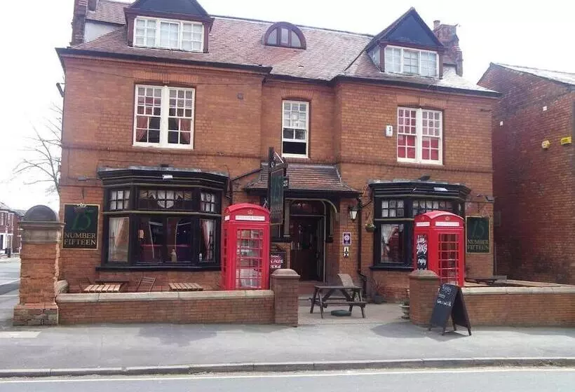 Retkeilymaja Fifteens Of Swinley