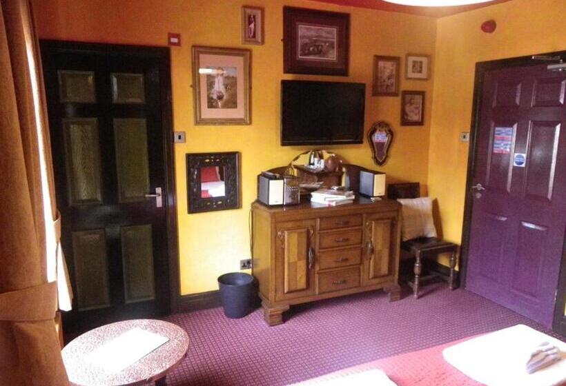 فندق صغير Fifteens Of Swinley