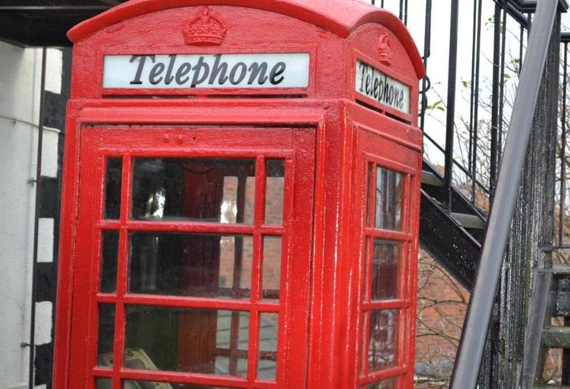 Albergue Oak Tree Inn