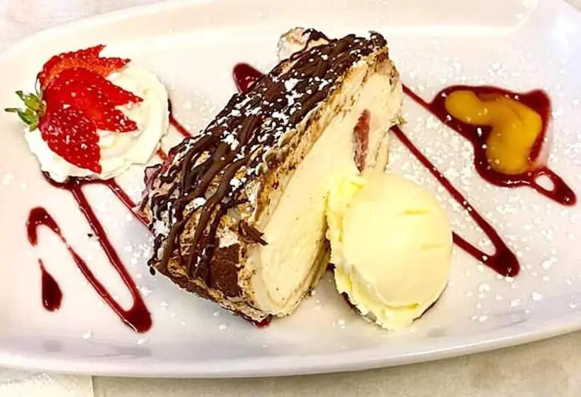 ユースホステル Usk And Railway Inn