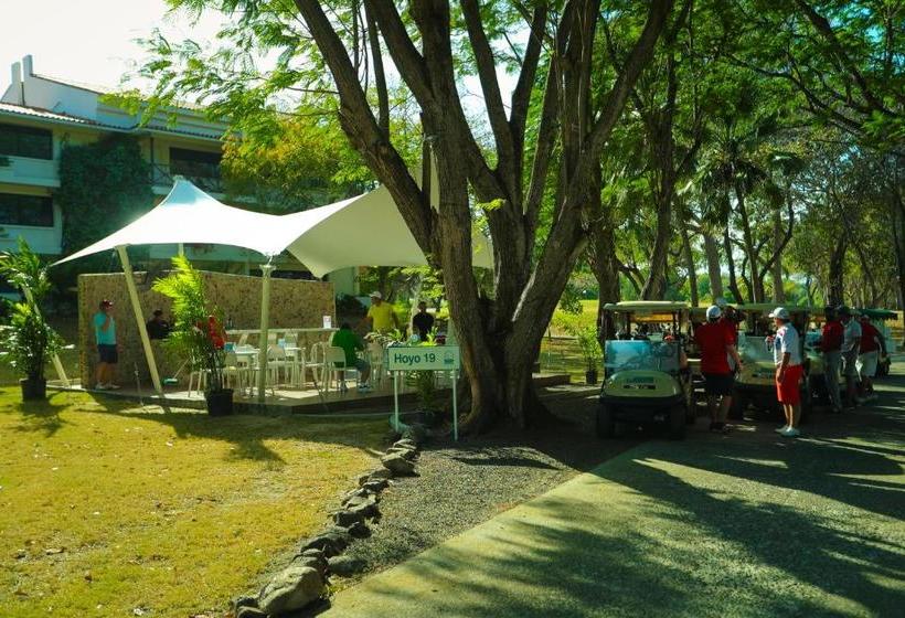 酒店 Coronado Luxury Club & Suites